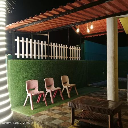 White Smoke Villa Igatpuri Bagian luar foto